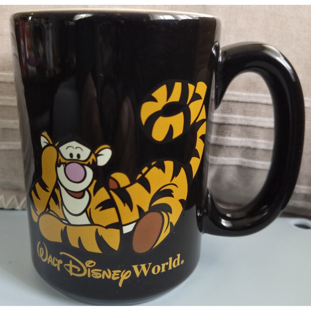 Walt Disney World Thailand Tigger 16oz Mug Winnie The Pooh Series